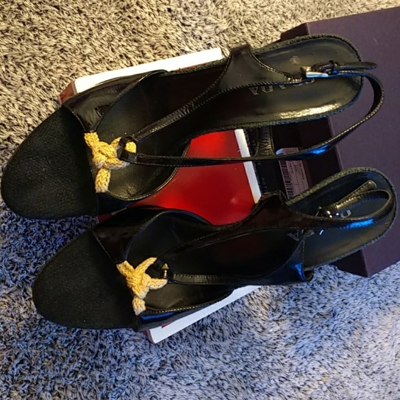 Authentic Prada Calzature Donna heel 4" size 9 - Picture 2 of 8